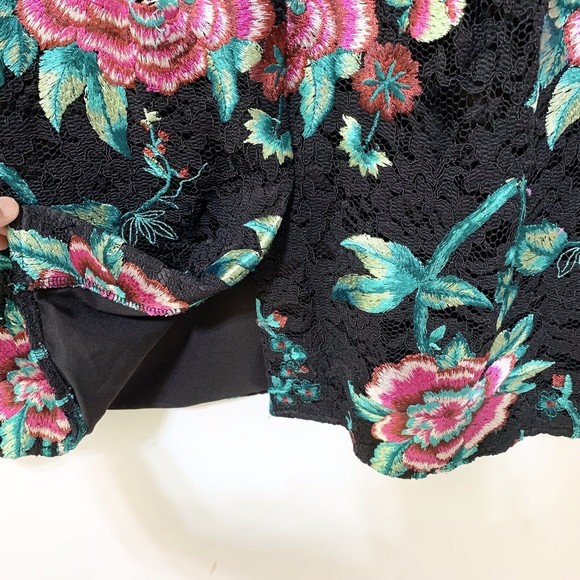 Eliza J Embroidered Lace Floral Short Sleeve Sheath Dress Plus Size 22W - Picture 7 of 12